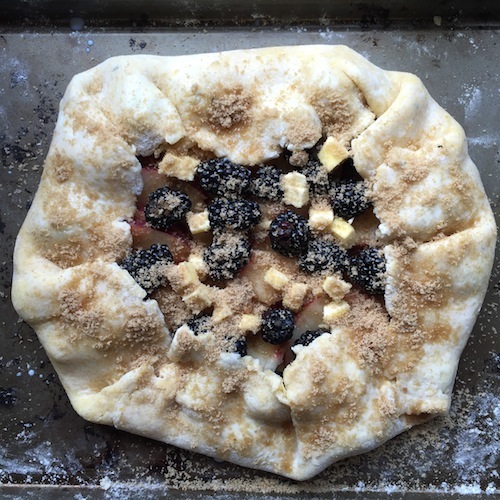 blackberry peach crostata